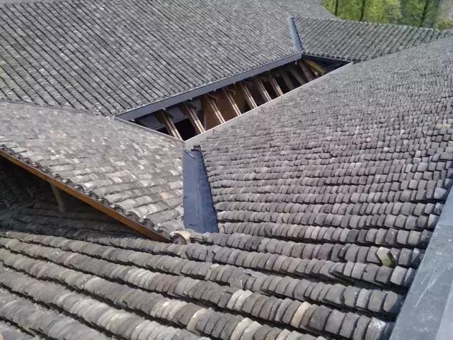 青瓦灰墻，高瓴飛檐，處處消磨時光